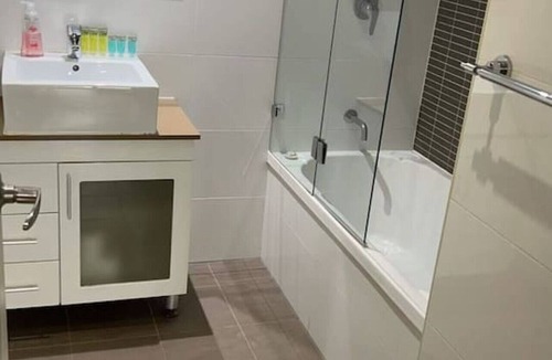 Burwood Apartment | Burwood 2 rooms APT$ close Olympic park&CBD