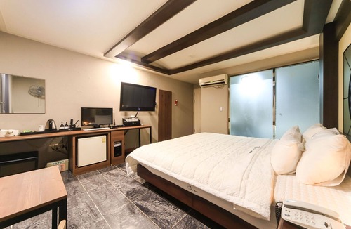 Dongnae District Hotel | Busan Sajik Olive