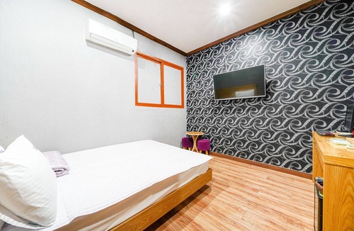 Yeongdo Hotel | Busan Yeongdo Cube