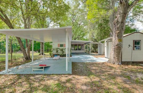 Bushnell House | Bushnell Riverside Retreat w/Hot Tub & Game Shed