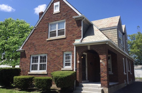 Niagara Falls Apartment | Business Friendly, Couple Friendly, Great Neighborhood, Minutes from the Falls!