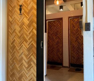 Wieng Hostel | Busket Hostel