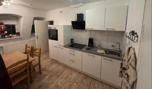 Lank-Latum Apartment | Butera Numero Uno
