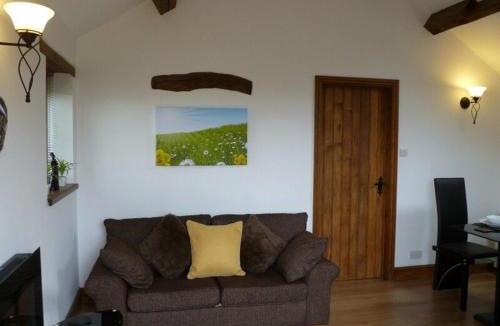 Catterlen House | Buttercup Cottage