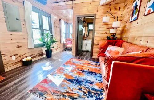 Stanton House | Butterfly Bend - Cozy & Charming Cabin Red River Gorge Hot Tub