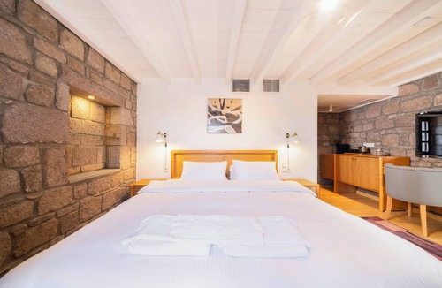 Behram Bed & Breakfast | Buyan Han