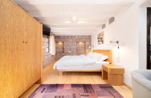 Ayvacik Hotel | Buyan Han