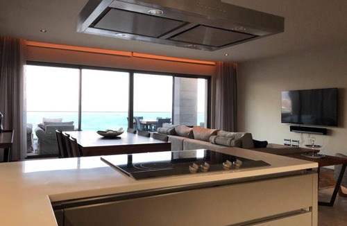 Gumbet House | BV-175 Bodrum Bitezde Denize Sıfır ve Plaj İşetmesi Olan Lüx Daire