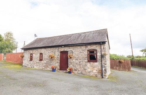Llanfair Caereinion House | Bwthyn Ty Newydd