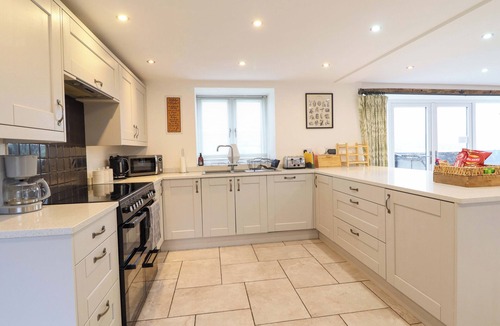 Oswestry Cottage | BWTHYN Y BUGAIL (SHEPHERD'S COTTAGE in Llanrhaeadr-Ym-Mochnant