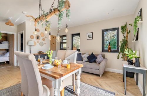 Goodwick House | Bwythyn Cudd