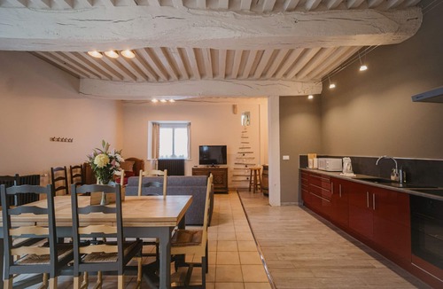Fixin House | By les Climats - Inside the Vineyard - House Fixey - Fixin