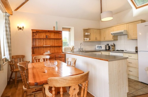 Thakeham Cottage | BYRE COTTAGE 2, family friendly, with pool in Storrington