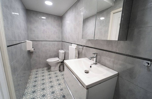 Plombieres-les-Bains Hotel | Céline hôtel le miridan