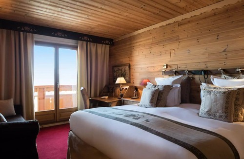 Cognet Hotel | César Suite for 4 People