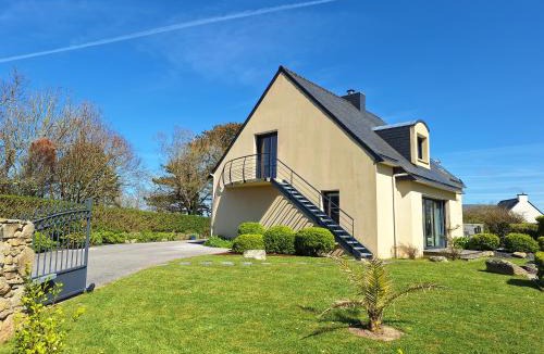 Porspoder Bed & Breakfast | Côté West - Spacieuse Chambre d'Hôtes à 400 m de la mer et du GR34 - Confort, Accueil personnalisé - Petit déjeuner compris