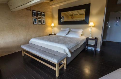 Tonneins Hotel | CÔTE GARONNE le BALCON DES DAMES -hôtel et restaurant- Tonneins Fauillet Marmande - panorama sur Garonne-climatisé- accueil vélo- soirée étape- chambre famille- étape et séjour touristique-