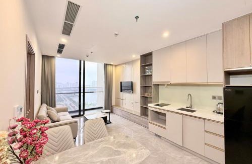 Ha Long Apartment | Căn Hộ Studio ICon40 View Nhạc Nước