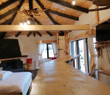 Moeciu de Sus Ski Chalet | Căsuța Con