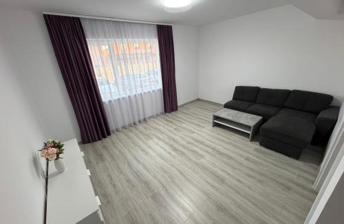 Giroc Apartment | C&A Apartment