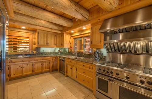 Valley Ranch House | C & C Lodge