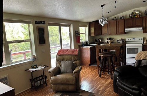 Hot Springs Cottage | C&D's Cottage pet friendly-pet fee for pets-double fee if pet is snuck in.