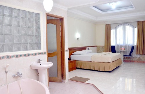 Johar Baru Hotel | C'ONE Cempaka Putih