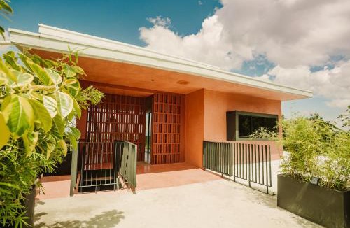 Ronda House | C South Hideout