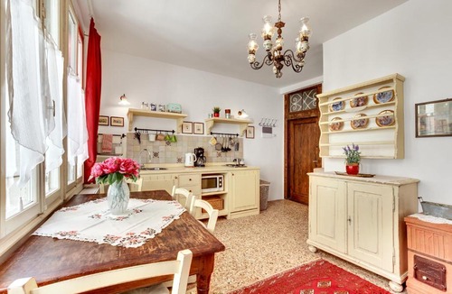 San Polo Apartment | Ca' Badoer Frari