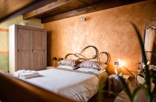 Roncola Bed & Breakfast | CA' BAETTI L'ANTICO BORGO