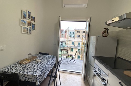Vernazza Apartment | Ca' Bea Apartment with AC and Terrace