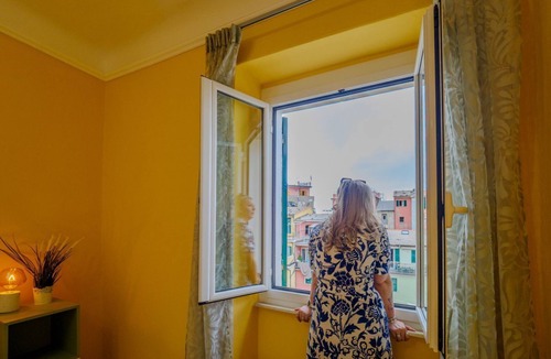 Vernazza Apartment | Ca' Bea with AC and Terrace