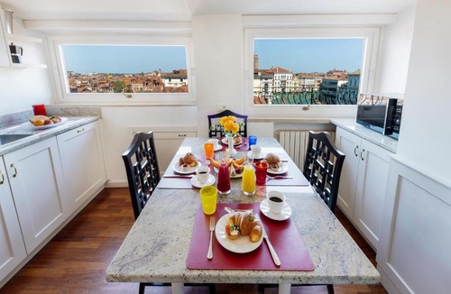 Dorsoduro Apartment | Ca' Cerchieri Terrace - Dimora Italia -