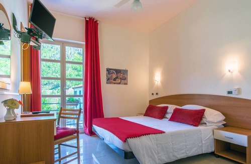Balestrino Hotel | Ca' de Berna