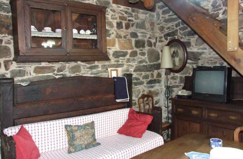 Colinas del Campo de Martin Moro House | Casa Trallera