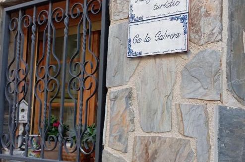 Alfara de Carles Apartment | Ca la Cabrera