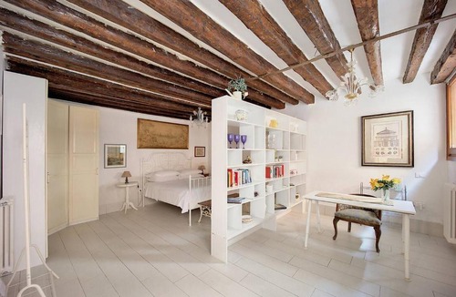 Cannaregio Apartment | Ca Molin by Venicevillas, vista canale