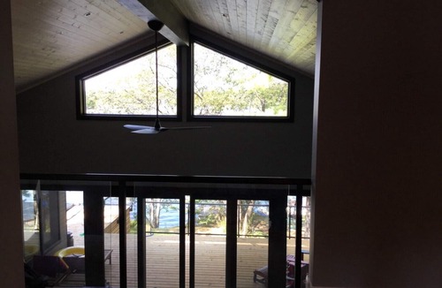 Apsley Cottage | Four season cottage/home on Wolf Lake in the Kawartha Highlands
