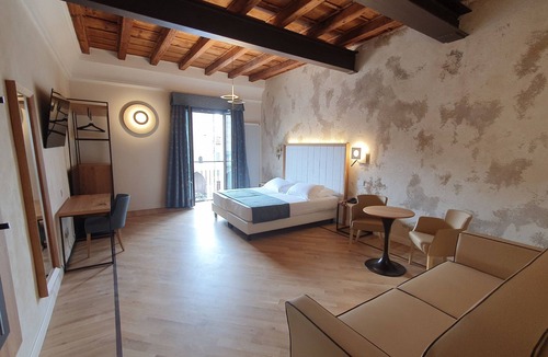 Old Town House | Ca' Uberti Home Boutique , Mantegna Hotels
