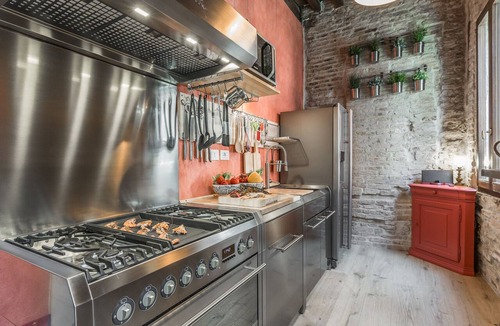 San Marco Apartment | Ca' Via della Seta Canal View