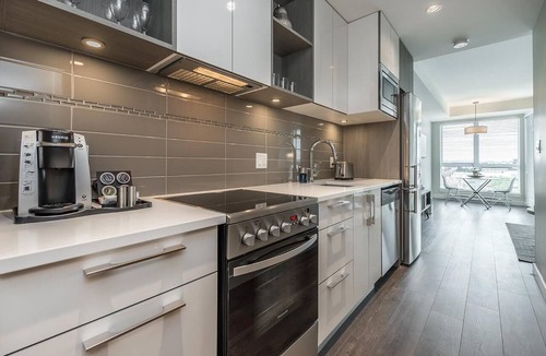 Rock Bay Condo | Bright Old Town Suite with City Views
