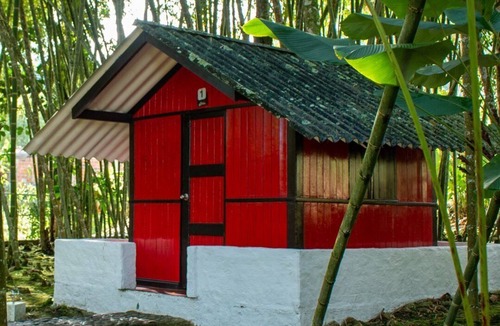 Yotoco RV Rental | Cabaña Íntima para Parejas en Mystic Natural