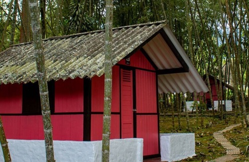 Yotoco RV Rental | Cabaña Íntima para Parejas en Mystic Natural