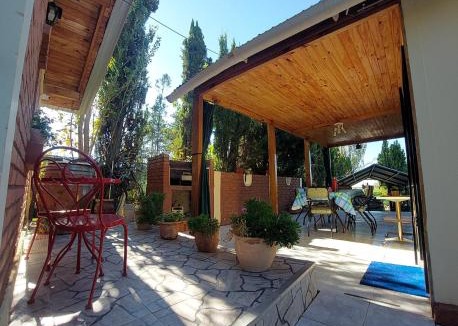 Cacheuta Ski Chalet | Cabaña Casa Amarilla