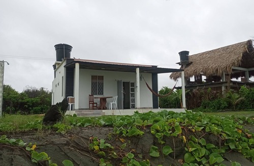 San Bernardo del Viento Cottage | Cabaña Encanto del Viento, casa frente al mar.nSe admiten mascotas