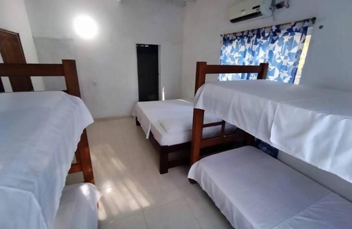 San Bernardo del Viento Hostel | Cabaña Olas Del Mar