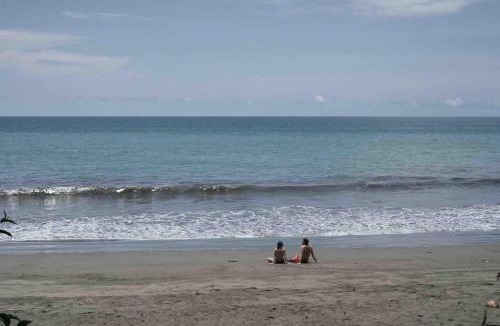 Nuqui Hotel | CABAÑA TELLO SURF