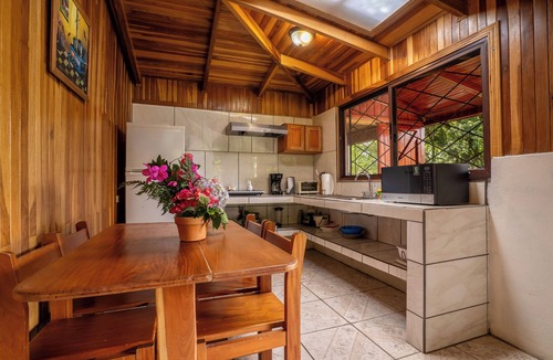 Monteverde Cabin | Cabañas La Pradera