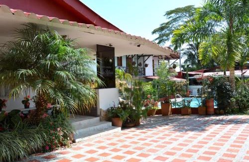 La Estrella Hotel | Cabañas Las Bifloras