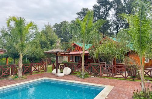 La Banda House | Cabañas las brisas
